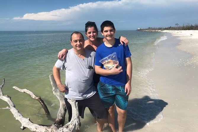 2 Hour Dolphin, Birding and Shelling Tour - Shelling on a remote island