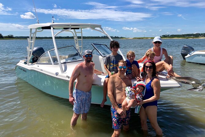 2-Hour Private Hilton Head Dolphin Watching Cruise - Dolphins, eagles, and the wider Lowcountry setting