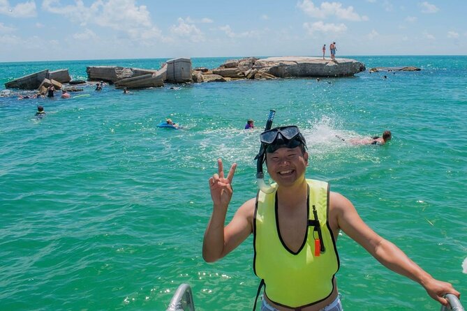 4 Hour Egmont Key Island Tour With Dolphins & Snorkeling Included - Ninety minutes on the island