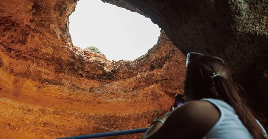 Albufeira: 2.5-Hour Dolphin Watching and Caves Trip - Key points before you book