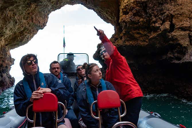 Albufeira: Dolphins and Caves Private Tour - Reaching Benagil Cave and the nearby grottoes