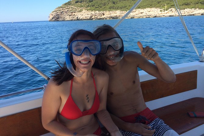 Alghero - Dolphin Watching and Guided Snorkeling (summer tour) - Who will enjoy this Alghero boat tour?