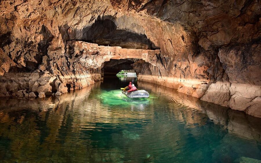 Ancient City or Dolphin observatıon cruise in Side w/Lunch - Who will enjoy this day