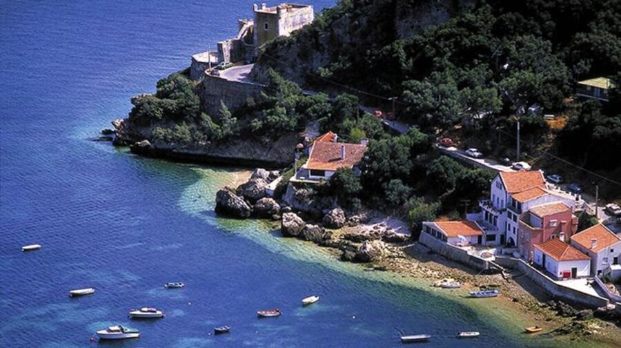 Arrábida Natural Park/Sesimbra: Dolphin Watching - Is $70 a fair price?