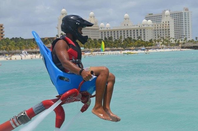 Aruba Flyboarding & Jetovator Experience: Fly Like a Bird & Dive Like a Dolphin - Why the private format matters