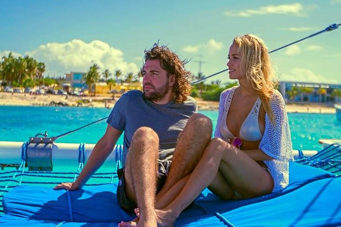 Aruba Sunset Sail Cruise Aboard The Dolphin Catamaran - Group size, comfort, and the party level