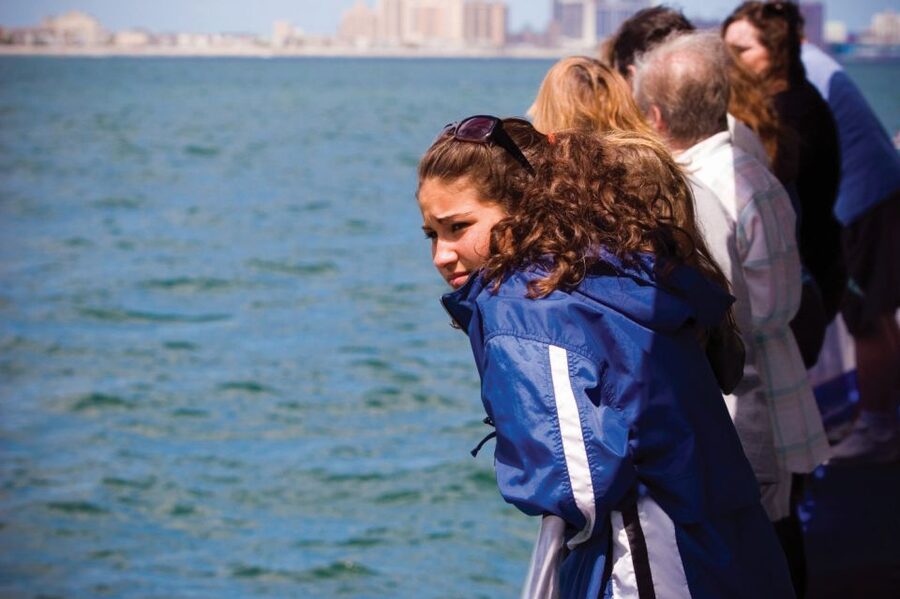 Atlantic City: Dolphin Watching Ocean Cruise Adventure - Commentary from the captain and naturalist