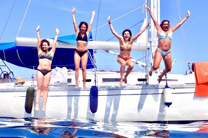 Bari sailing cruise in search of dolphins - Searching for dolphins without false promises