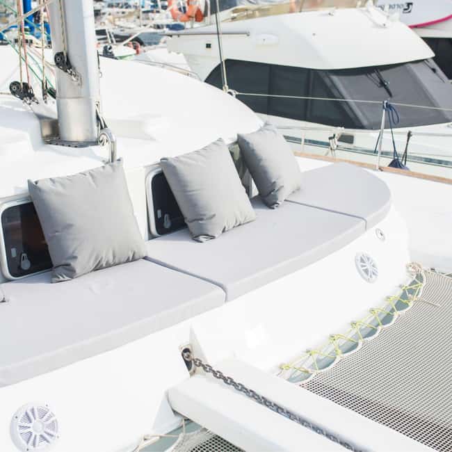 Benalmádena: Catamaran with dolphin watching and drinks - Benalmádena from the water
