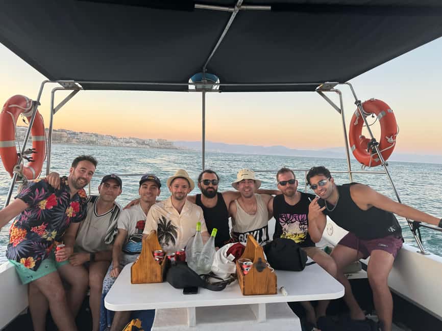 Benalmadena: Private Boat Trip – Dolphins, Drinks & Snacks - Dolphin watching without a promise