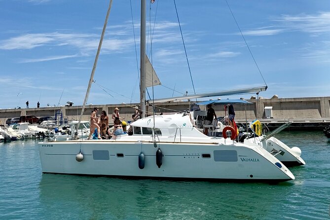 Benalmádena: Sailing and Dolphin Watching with Snacks and Drinks - Snorkeling and swimming: read the details carefully