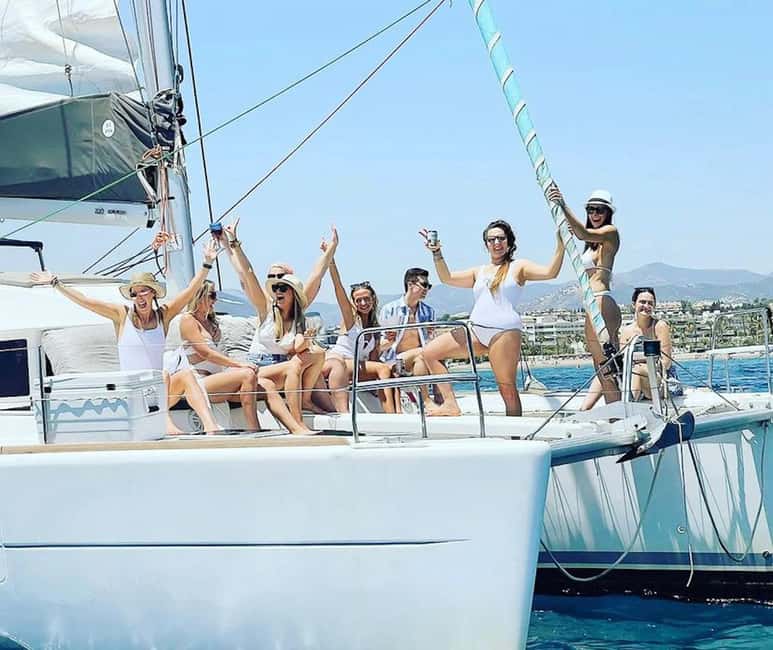 Benalmádena: Sailing & Dolphin Watching with Snacks/Drinks - How good is the value at $34?