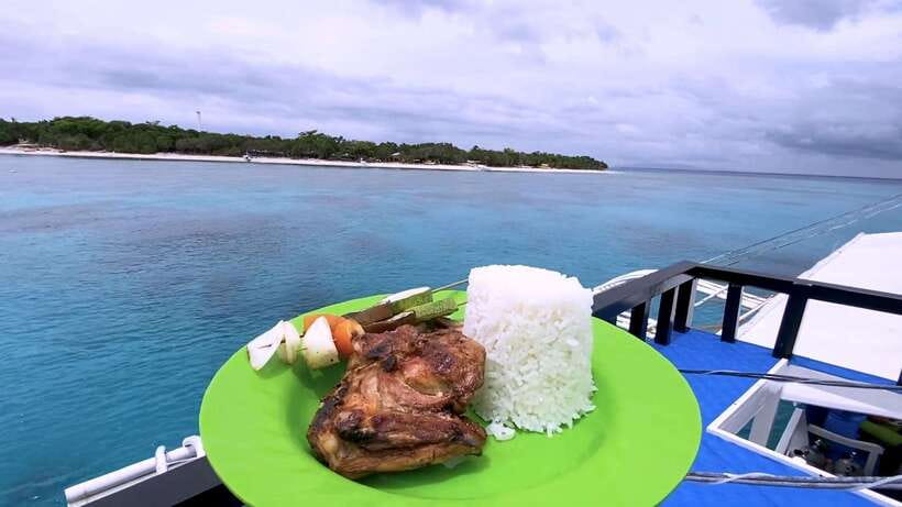Bohol: Dolphin Watching & Snorkeling at Balicasag Island - The boat ride to Balicasag