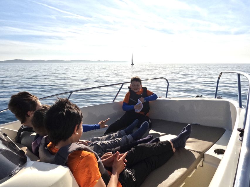 Brijuni Islands: Sunset & Dolphins private boat tour - Sunset light and the return to Fažana