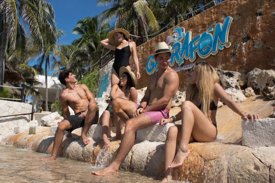 Cancun: Dolphin Encounter on Isla Mujeres and Garrafon Park - Meeting the dolphins at Isla Mujeres