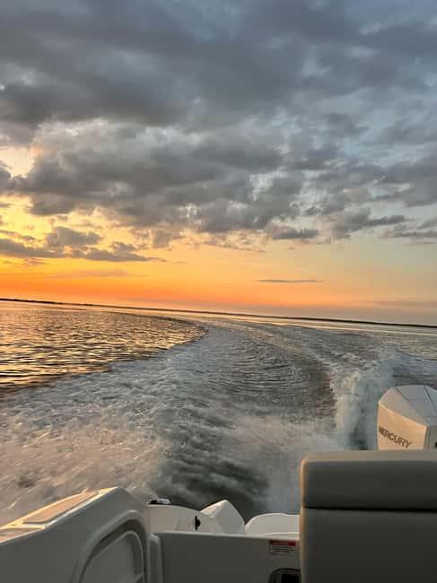 Cape Coral: Private Dolphin and Sunset Cruise - Leaving Cape Coral for the dolphin grounds