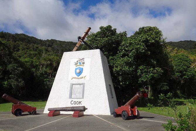 Captain Cook and Dolphin Cruise - Who will enjoy this Picton cruise most?