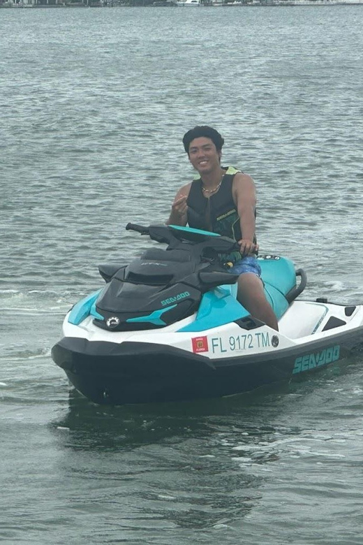Clearwater: Dolphin Jet Ski Tour - 1 SKI FOR UP TO 3 PEOPLE - Why the wildlife search makes this ride special