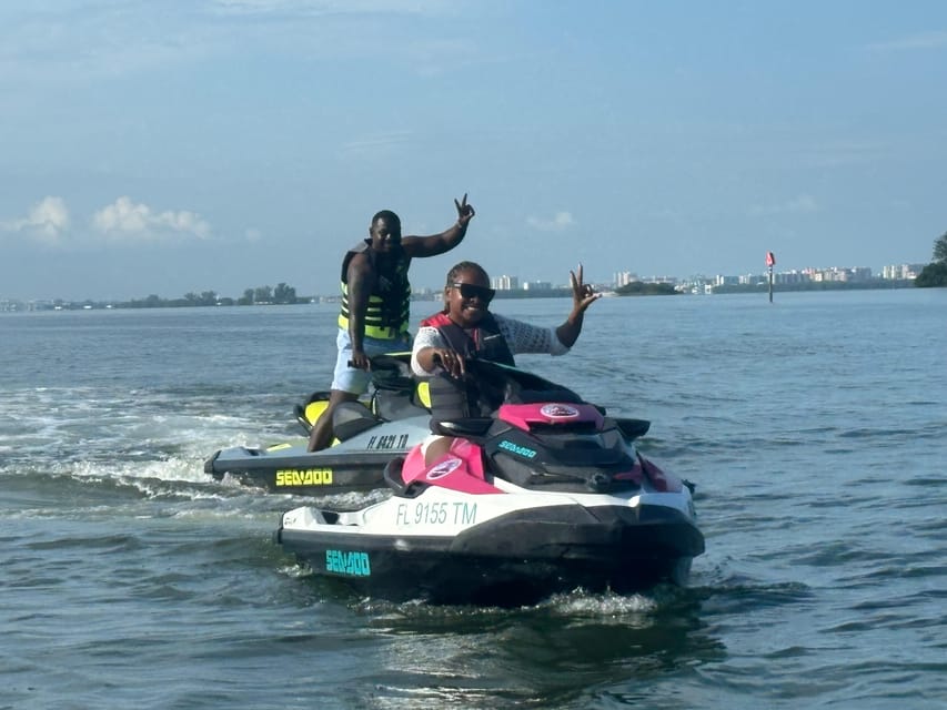 Clearwater: Dolphin Jet Ski Tour - 1 SKI FOR UP TO 3 PEOPLE - Safety rules and Florida boating requirements
