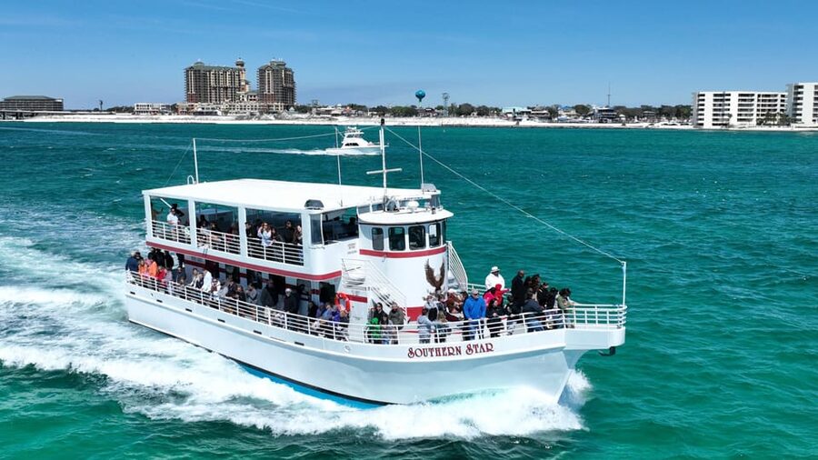Destin: Sunset Dolphin Cruise - Leaving the harbor with live commentary