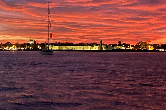 Dolphin and Wildlife History Tour - Why the small group matters