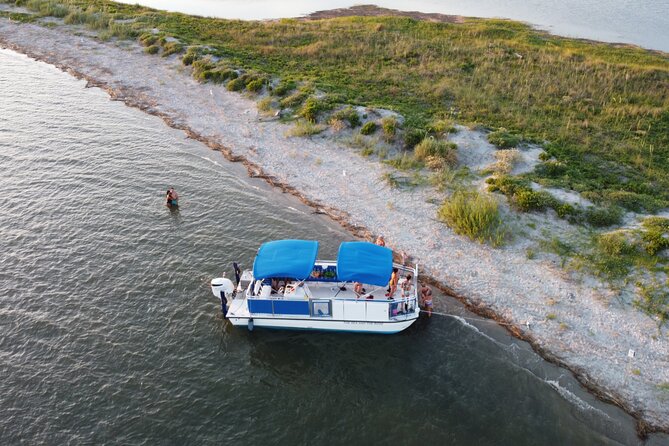Dolphin Boat Tour from Folly Beach to Morris Island - What the captains add to the outing