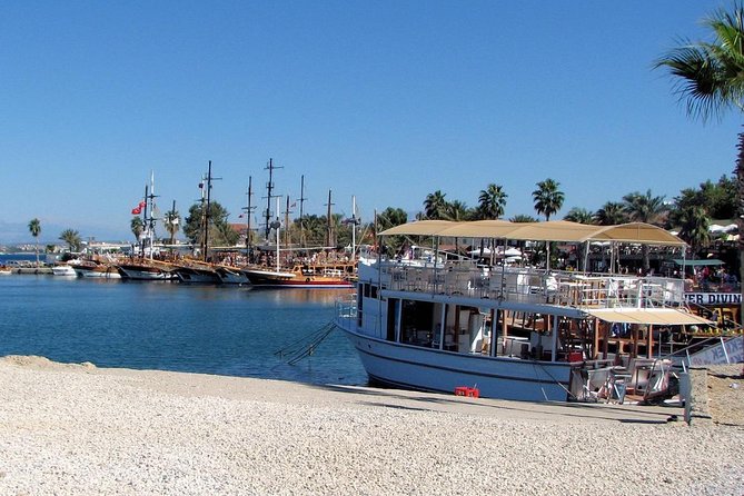 Dolphin Islands Boat Trip Lunch and Soft Drink Included From Side - Lunch with chicken or fish on board