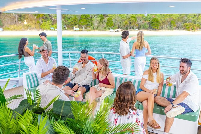 Dolphin & Tangalooma Wrecks Snorkel Cruise & Lunch - Brisbane - Who will enjoy this Moreton Island day trip?