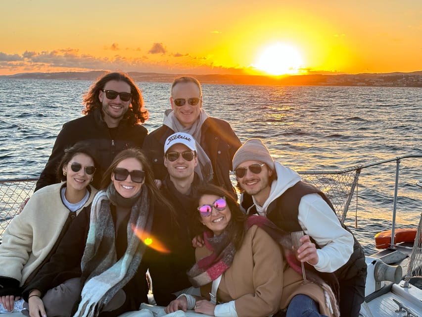 Estepona: Dolphin Searching Sunset Cruise with Drink & Snack - Key points to know before booking