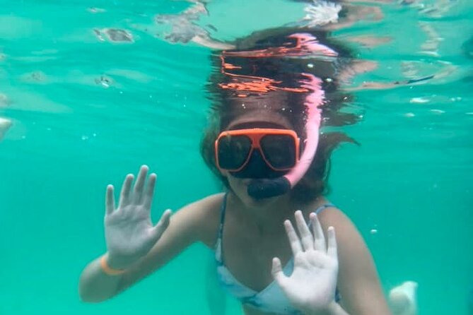 Family-Friendly Snorkeling and Dolphin Tour from FWB - The crew makes the trip work for mixed-age groups