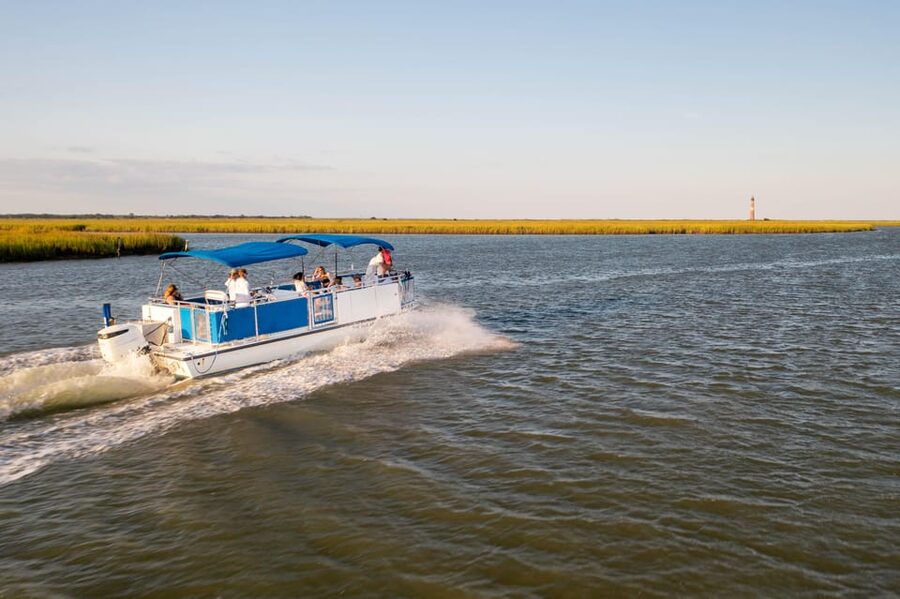 Folly Beach: Morning Dolphin Boat Trip to Morris Island - Crossing to Morris Island Lighthouse