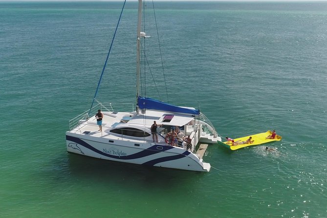 Fraser Island & Dolphin Sailing Adventure - Boom-netting adds a playful second act