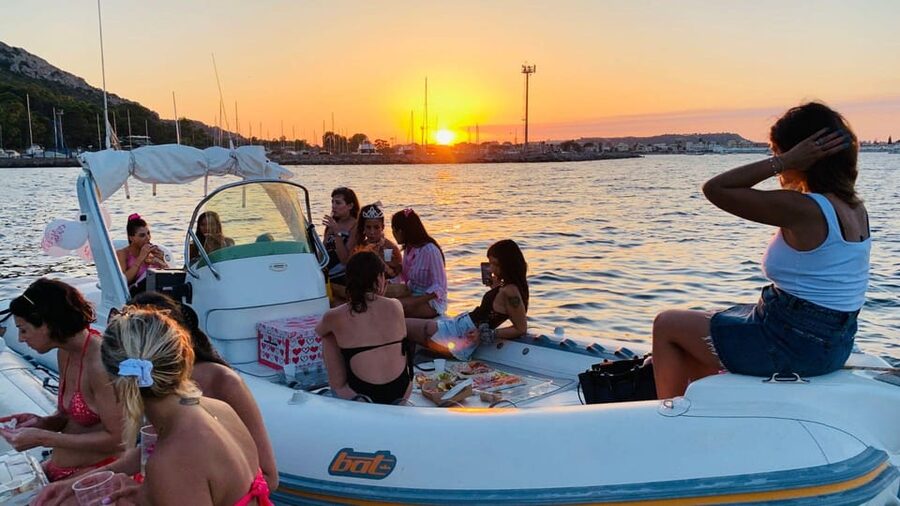 From Cagliari: sunset dolphin watching tour - Why this sunset boat trip works so well