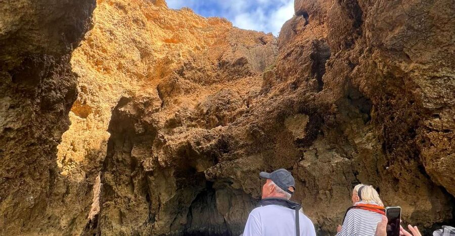 From Lagoa: Dolphins & Ponta da Piedade with biologist guide - Practical packing advice for the Algarve coast