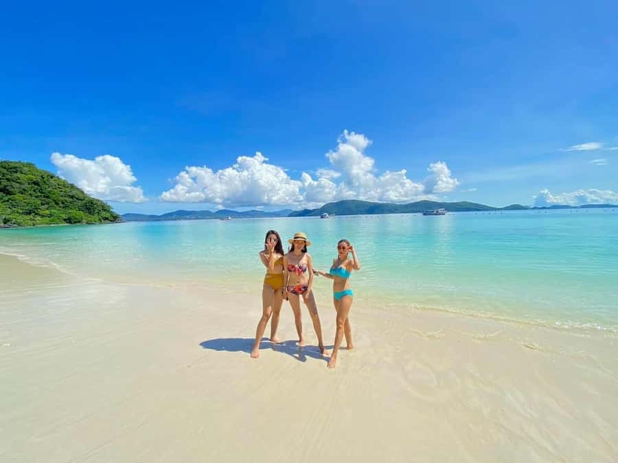 From Phuket: Racha & Maiton Island Dolphin Expedition - What the $109 price really covers