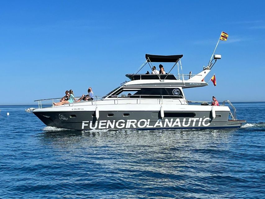 Fuengirola: Dolphin Spotting Tour - Sun deck, shade, and Bluetooth music