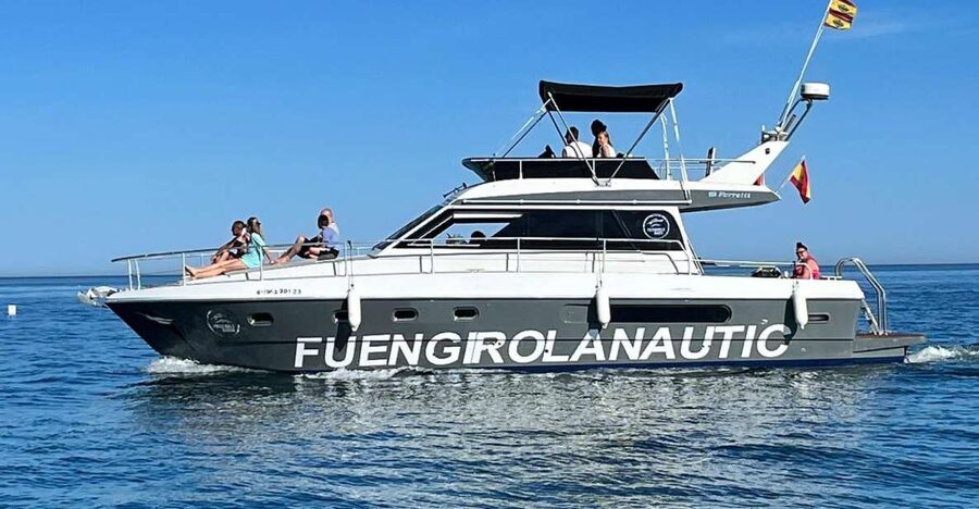 Fuengirola: Dolphin Spotting Tour - Cruising the Fuengirola coastline