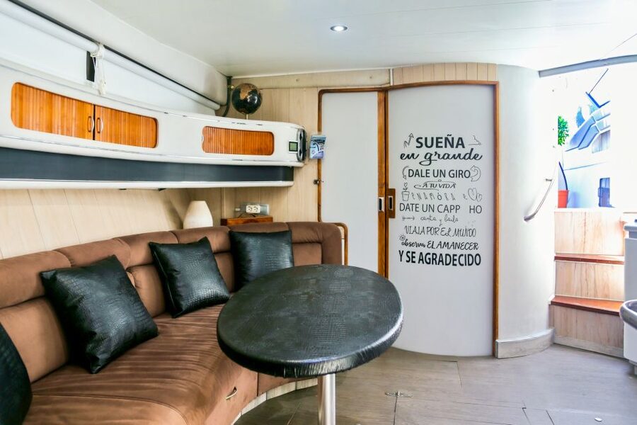 Fuengirola: Dolphin Watching by Yacht with Snacks and Drinks - Who will enjoy this Fuengirola yacht trip