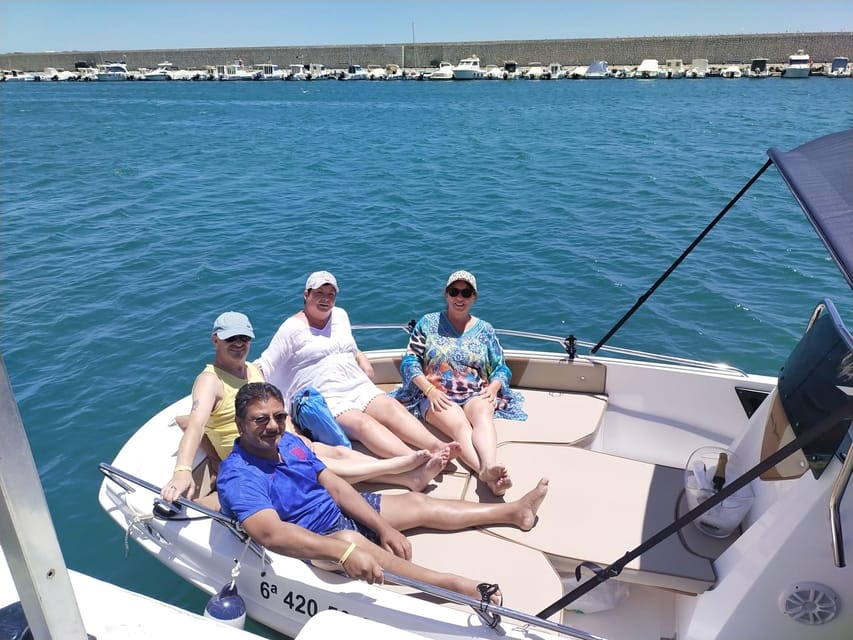 Fuengirola: Dolphin Watching Tour with Snacks and Drinks - Guides who shape the mood