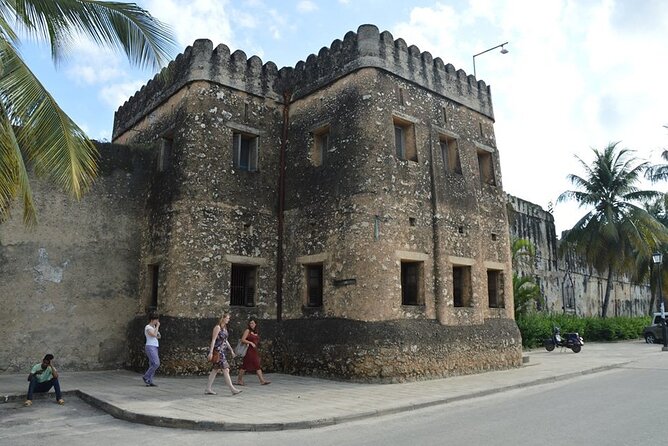 Full-Day Guided private Dolphins tour+ Monkeys + Stone town &spice Farm Zanzibar - What the private format changes