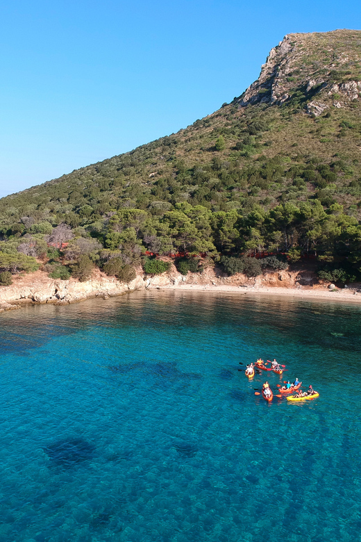 Golfo Aranci: Sunrise Dolphin Kayak Tour with Breakfast - Getting to Spiaggia dei Baracconi