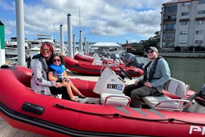 Hilton Head Guided Dolphin Watching & Sightseeing Tour via Mini Boat - Harbour Town Lighthouse from the water