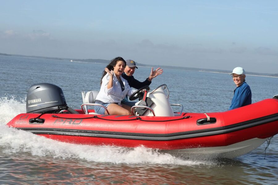 Hilton Head Island: Mini Boat Dolphin Tour - Broad Creek: the right place to learn the boat