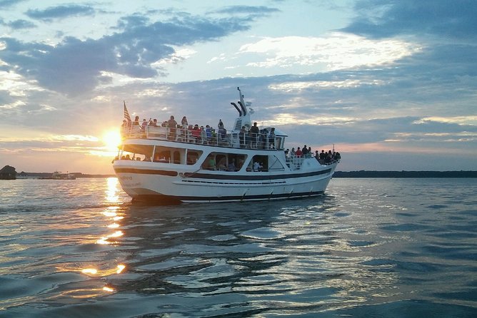 Hilton Head Sunset Dolphin Watching Cruise - A moving lesson in Hilton Head’s waterways
