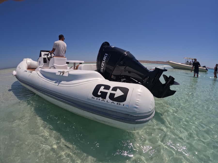 Hurghada: 4 Island Hopping Tour Dolphin, Snorkeling & Lunch - Red Sea snorkeling with room for surprises