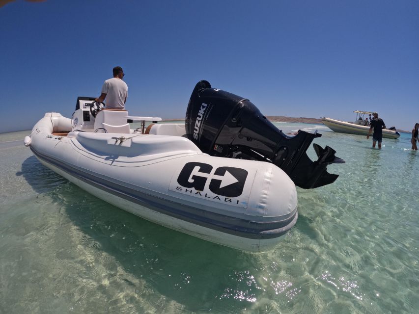 Hurghada: 4 Island Hopping Tour Dolphin, Snorkeling & Lunch - Lunch is practical rather than elaborate