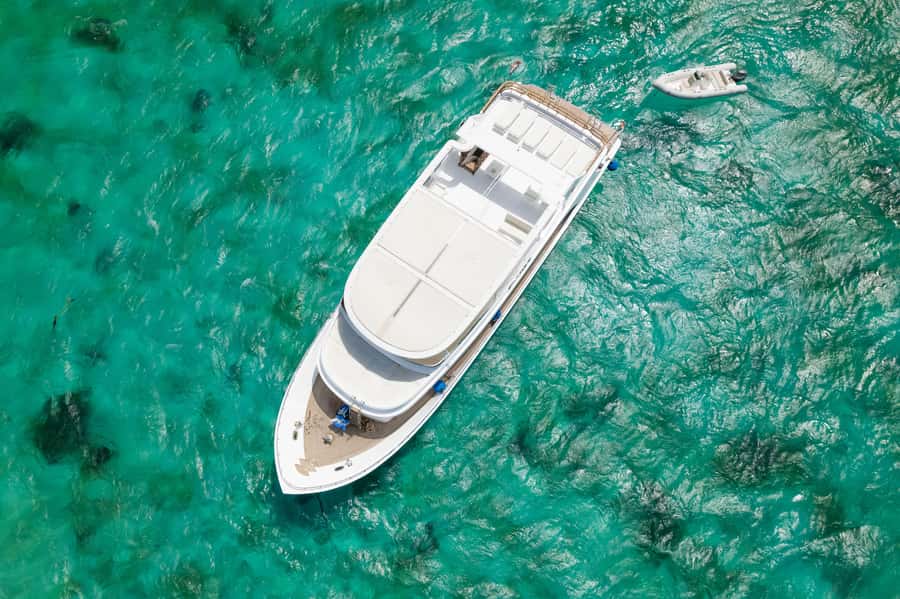 Hurghada: All-Inclusive Elite VIP Dolphin House & Massage - Lunch is plentiful, local, and practical