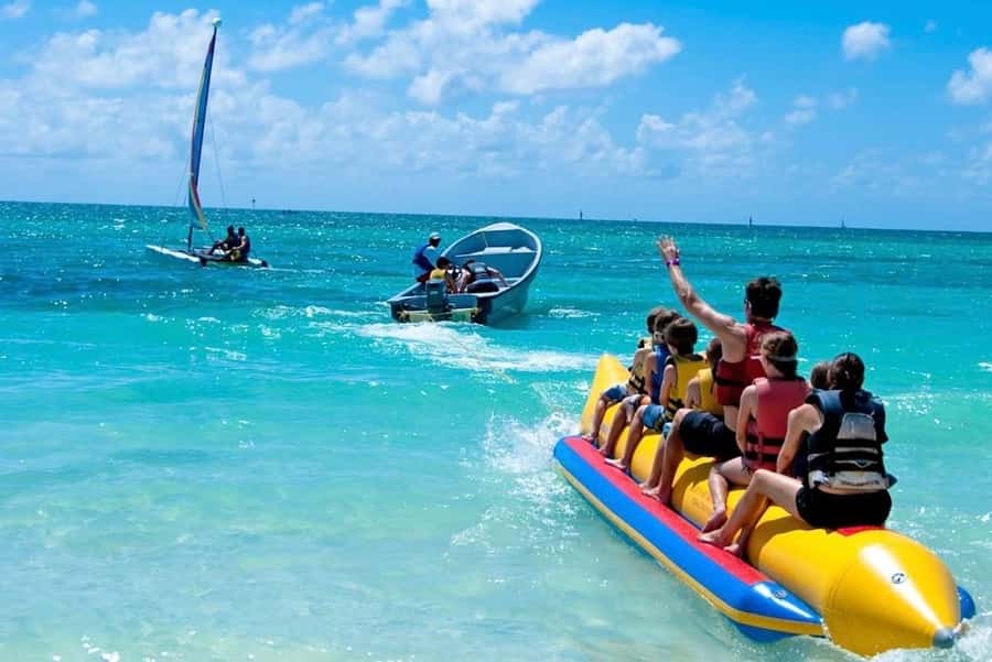 Hurghada: Dolphin House & Water sports Banana by Speedboat - Snorkeling El Fanadir and the nearby reefs