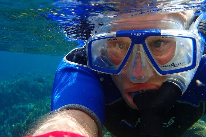 Key West: Dolphin Watching cruise & Snorkeling unlimited beer & soda - What the ride feels like on a 55-foot yacht