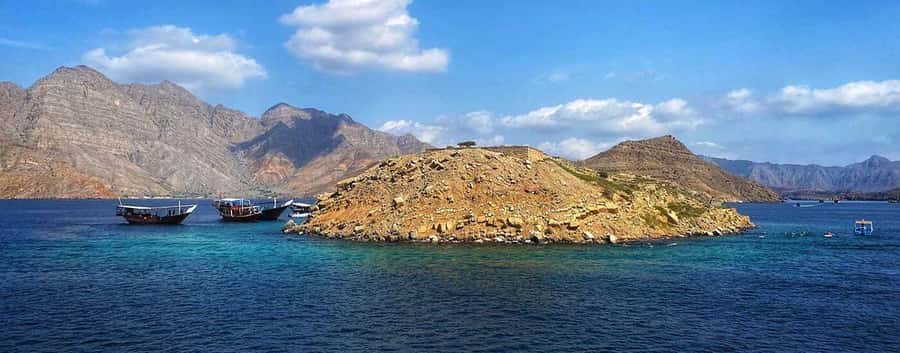Khasab Musandam |Telegraph Island |Dhow Cruise | Dolphins - Why Musandam is best seen from a dhow